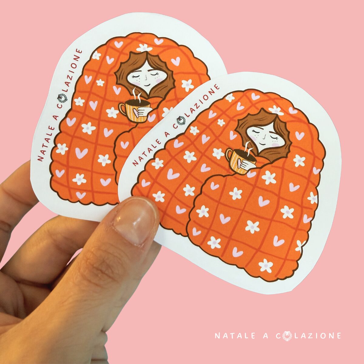 sticker cozy lucina illustrato natale a colazione ragazza con coperta e tazza